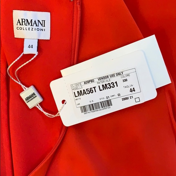Authentic Armani Collezioni red sleeveless Gown - Picture 6 of 7
